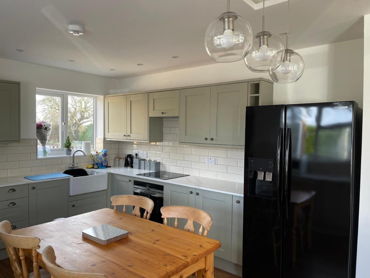2 Bedroom Detached Bungalow With Hot Tub And Secure Garden And Parking - Pet Friendly On 7 Acres Of Land 波士顿 外观 照片